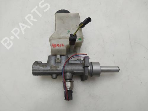 brake-master-cylinder-citroen-c5-ii-rc_-2004-2005-2006-2007-2008-39236040 main image