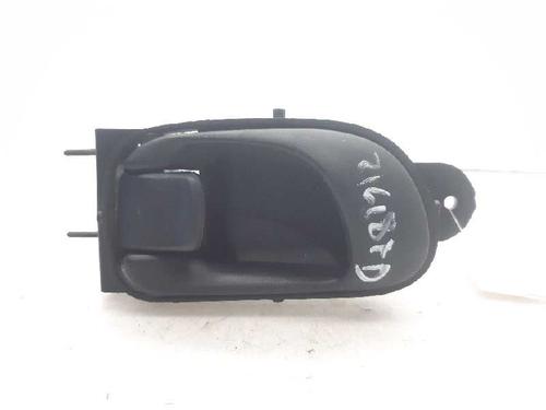 Høyre bak invendig håndtak DAEWOO REZZO (U100) 1.8 (98 hp) 12400760