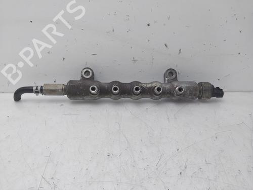 Used Injection rail TOYOTA AVENSIS Saloon (_T25_) 2.2 D-4D (ADT251_, ADT251R) (150 hp) 30581418