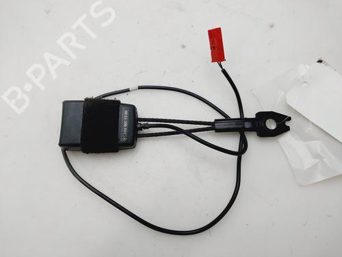 Used Seat buckle MERCEDES-BENZ A-CLASS (W169) A 160 (169.031, 169.331) (95 hp) 30934003