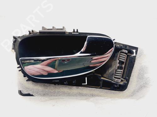Używane Klamka wewnętrzna drzwi tylnych prawych PEUGEOT 307 (3A/C) 2.0 HDi 90 (90 hp) 30897466