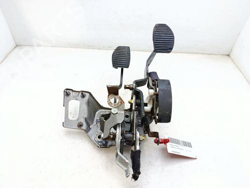 Used Break pedal Break pedal 39139233 39139233