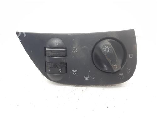 Used Headlight switch SEAT IBIZA II (6K1) 1.4 i (60 hp) 7025299