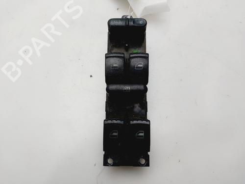 Pulsantiera anteriore sinistra VW GOLF IV (1J1) [1997-2008]  28368477