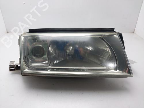 Used Right headlight SKODA OCTAVIA I (1U2) 1.9 TDI (90 hp) 29464011