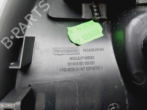 Glove box RENAULT MEGANE III Hatchback (BZ0/1_, B3_) 1.2 TCe (BZ2B, BZ11) | BP31164792C95