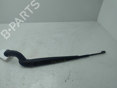 Used Front windshield wiper arm LAND ROVER DISCOVERY III (L319) 2.7 TD 4x4 (190 hp) 28123865