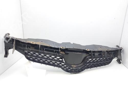 Grill/Gitter TOYOTA AURIS (_E15_) 2.2 D (ADE157_, ADE151_) (177 hp) 13931595