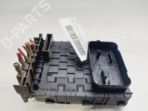 Used Fuse box AUDI A3 Sportback (8PA) 2.0 TDI 16V (140 hp) 24139397