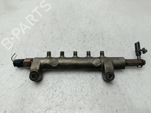 Used Injection rail NISSAN PRIMERA (P12) [2002-2025]  30409827