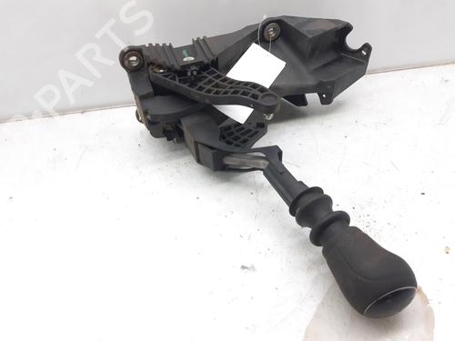 Gear lever NISSAN X-TRAIL II (T31) 2.0 dCi 4x4 | BP7423068M90 
