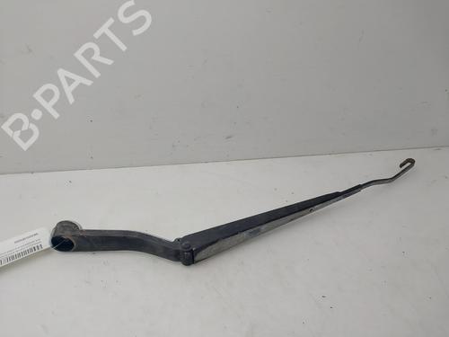 front-windshield-wiper-arm-kia-sorento-i-jc-2002-2003-2004-2005-2006-2007-2008-2009-2010-2011-32423269 main image