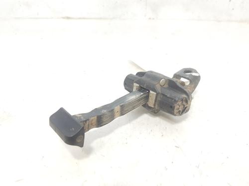Used Hinge/Door check strap VOLVO V40 Hatchback (525) D2 (120 hp) 14002807