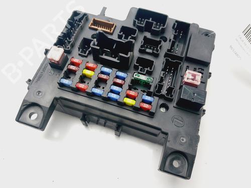 Boîte à Fusibles MITSUBISHI LANCER VIII Sportback (CX_A) 2.0 DI-D (CX8A) (140 hp) 31877390