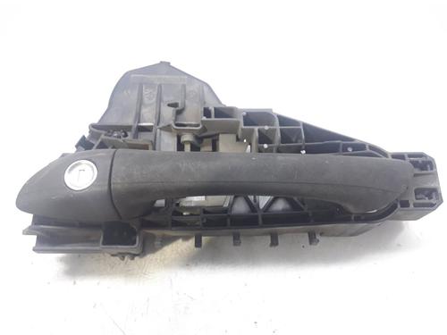 Used Front left exterior door handle Front left exterior door handle MERCEDES-BENZ A-CLASS (W169) A 180 CDI (169.007, 169.307) (109 hp) 8298569 8298569