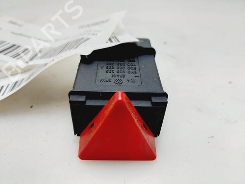 Used Warning switch VW POLO (6N2) [1999-2001]  19321068