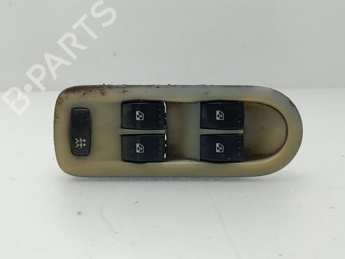 Used Left front window switch RENAULT MEGANE II Saloon (LM0/1_) 1.9 dCi (LM0G, LM1G, LM2C) (120 hp) 30178563