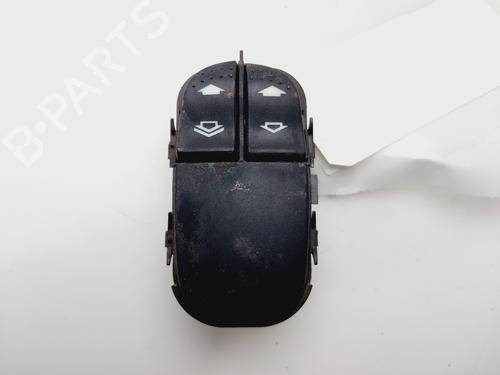 Pulsantiera anteriore sinistra FORD FOCUS I (DAW, DBW) 1.8 Turbo DI / TDDi (90 hp) 31351395