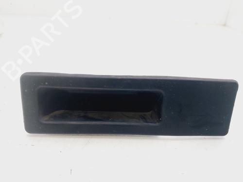 Used Tailgate handle BMW 4 Gran Coupe (F36) 420 d (184 hp) 28091388