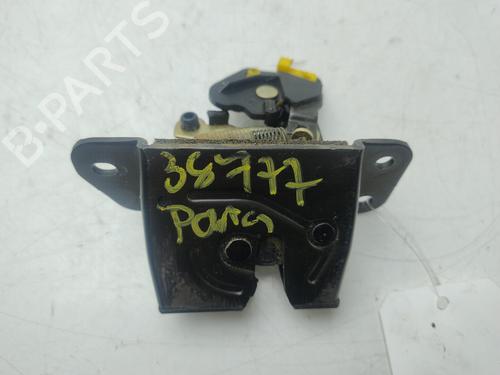 Used Tailgate lock CHEVROLET CAPTIVA (C100, C140) 2.0 D (150 hp) 27605410