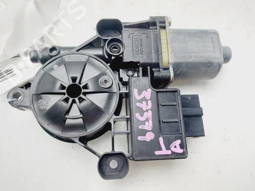 Rudehejsemotor bagstkærm højre SEAT LEON ST (5F8)  | BP29714337E22 
