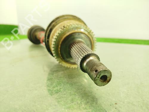 Right front driveshaft KIA SPORTAGE II (JE_, KM_) | BP30111070M39