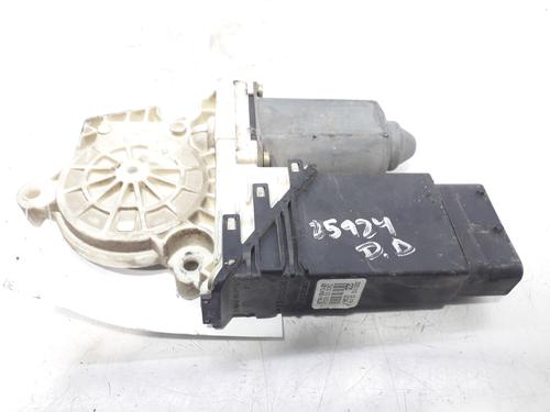 Right front window motor SEAT LEON (1M1) 1.6 16 V | BP8596379E20 