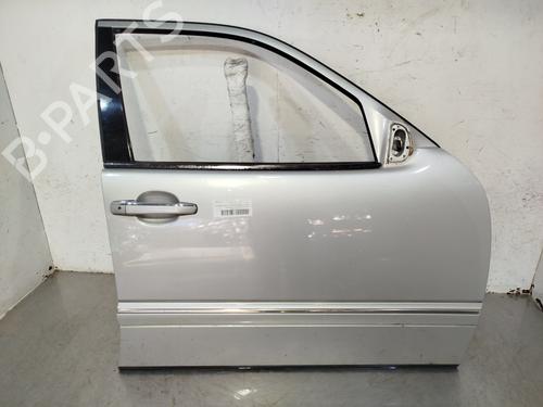 Used Right front door MERCEDES-BENZ E-CLASS (W210) E 320 CDI (210.026) (197 hp) 24653768