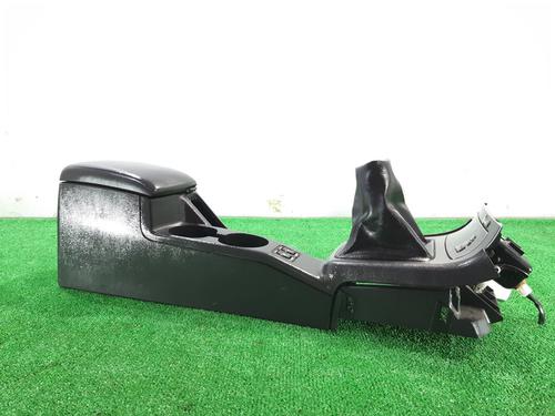 Used Armrest / Center console Armrest / Center console SUBARU IMPREZA Saloon (GD) [1999-2009] 11105517 11105517