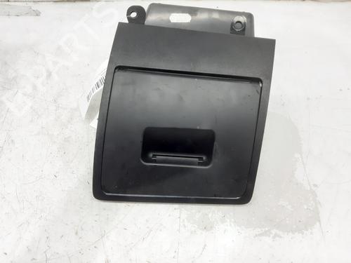 Used Glove box BMW 5 (E60) 520 d (177 hp) 13998302