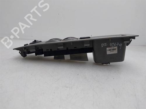 Left front window switch KIA SORENTO I (JC) 2.5 CRDi 4WD | BP38533559I27 - Image 4