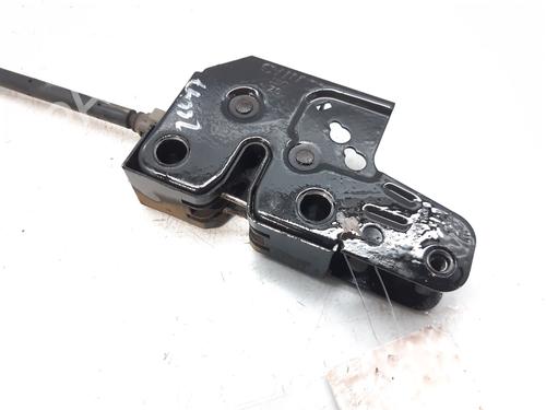 Motorkap Slotmechaniek VW POLO (9N_, 9A_) 1.4 16V (75 hp) 8766348