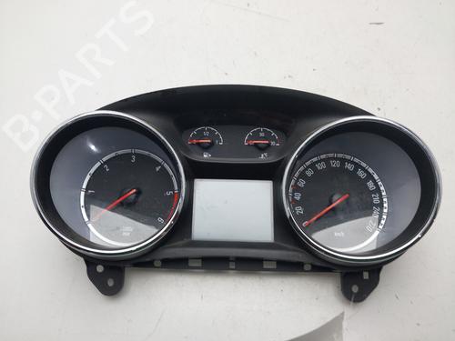 Used Instrument cluster OPEL ASTRA K Sports Tourer (B16) [2015-2022]  28477606
