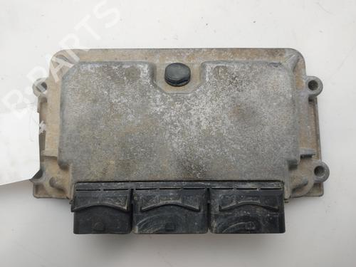 Used Engine control unit (ECU) Engine control unit (ECU) CITROËN SAXO (S0, S1) 1.5 D (57 hp) 34435654 34435654