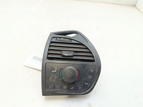 Used Climate control Climate control 37259239 37259239