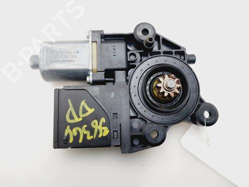 Used Right front window motor RENAULT MEGANE III Grandtour (KZ0/1) [2008-2016]  30851935