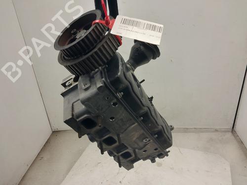 Used Cylinder head Cylinder head 37011920 37011920