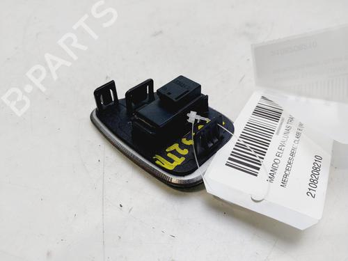 Comutador vidro trás direito MERCEDES-BENZ E-CLASS T-Model (S210) E 320 T CDI (210.226) | BP30696109I28