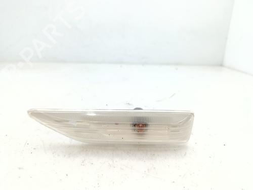 left-side-indicator-ssangyong-tivoli-2015-34179875 main image