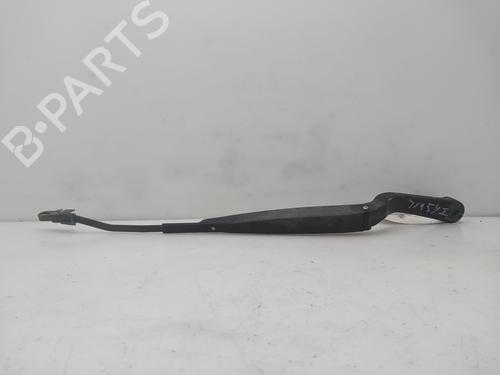 Used Front windshield wiper arm Front windshield wiper arm 36848545 36848545