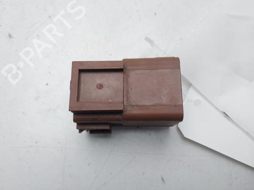 Electronic module CITROËN C4 III (BA_, BB_, BC_)  | BP27647072M83 