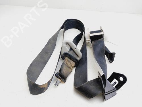 Sikkerhetsbelte bak i midten TOYOTA YARIS (_P13_) [2010-2020]  31263144
