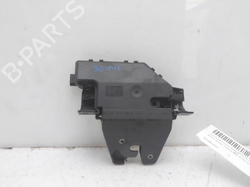 Fechadura da mala BMW 3 (E46) 320 d (136 hp) 8196401 |