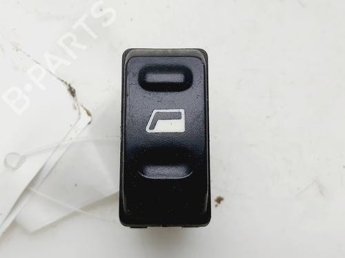 Used Right front window switch CITROËN XSARA (N1) 1.9 TD (90 hp) 31377517