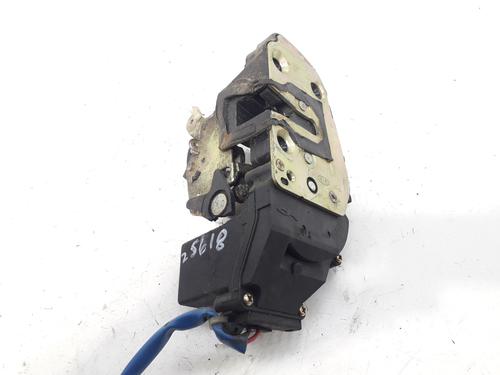 Used Rear right lock KIA CARENS I (FC) 1.8 i (110 hp) 8337595
