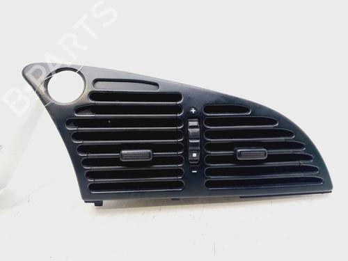 Used Air vent CITROËN XSARA Coupe (N0) 1.9 D (70 hp) 31030946