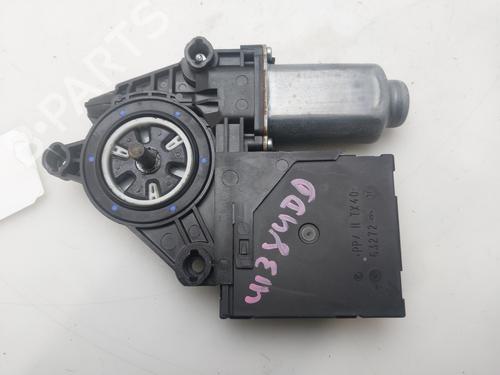 Used Right front window motor Right front window motor SKODA OCTAVIA II (1Z3) 1.6 TDI (105 hp) 33754869 33754869