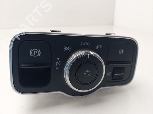 Hovedlysbryter Hovedlysbryter MERCEDES-BENZ A-CLASS (W177) A 250 e (177.085) (218 hp) 36422824 36422824
