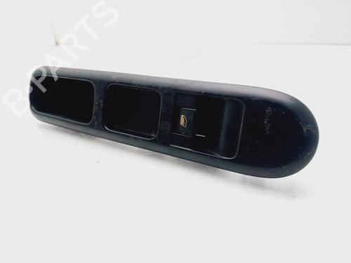 Right front window switch PEUGEOT 5008 (0U_, 0E_) | BP31853851I26