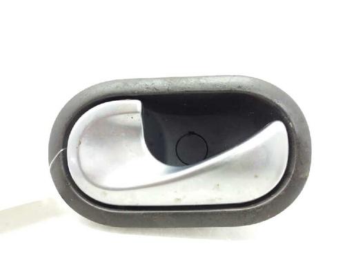 Used Front left interior door handle RENAULT SCÉNIC II (JM0/1_) 1.9 dCi (JM0G, JM12, JM1G, JM2C) (120 hp) 3306765